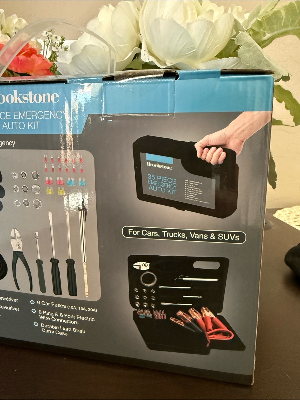 ππ BROOKSTONE 35 PIECE CAR EMERGENCY AUTO KIT. BRAND SEALED IN BOX! - Picture 11 of 16